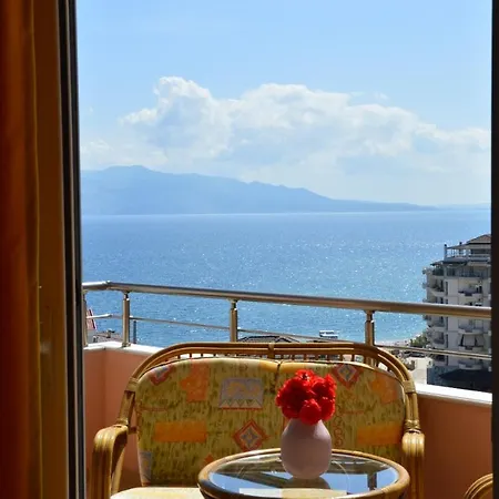 My 아파트 Sarandë